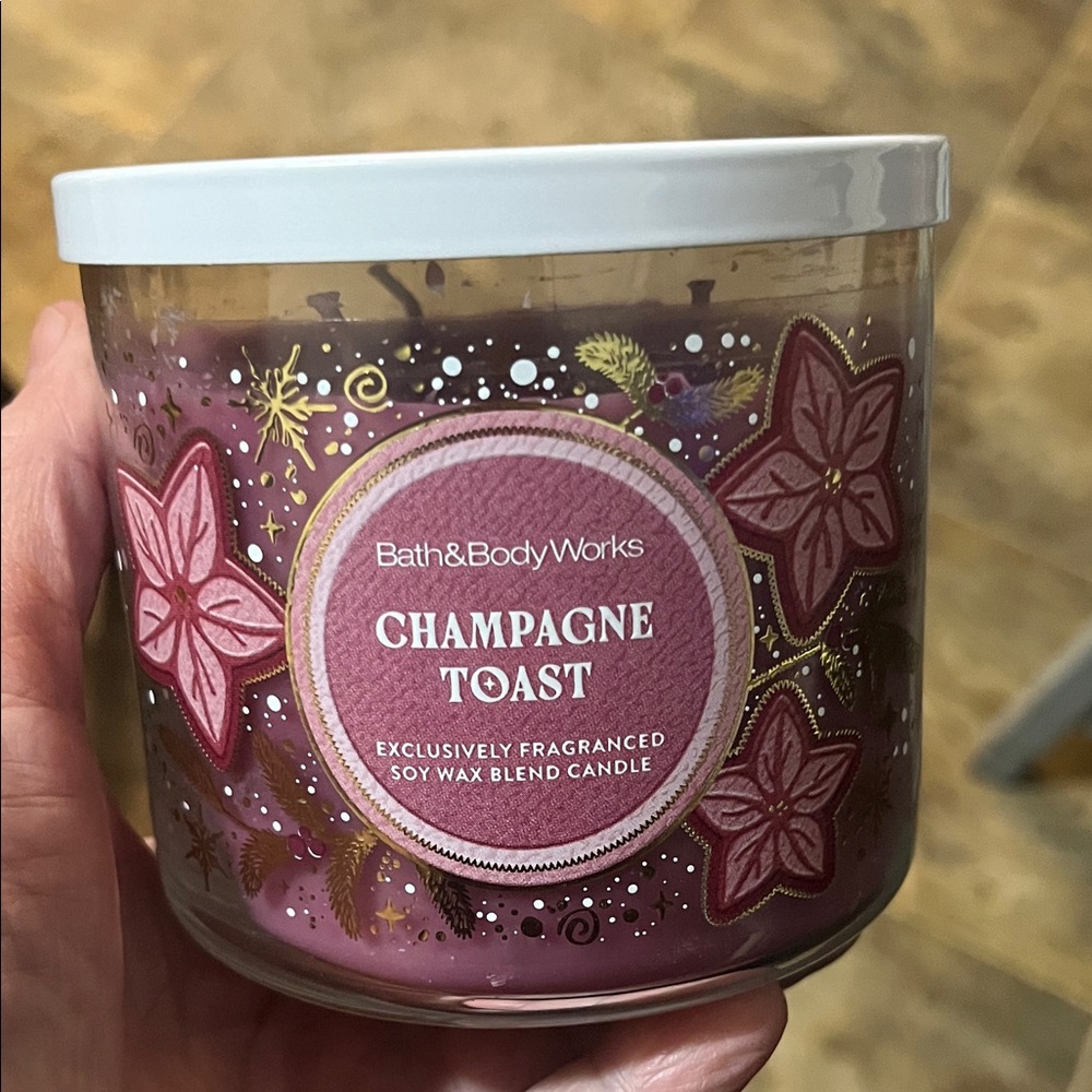 Bath & Body Works Champagne Toast Candle - Pink and White
